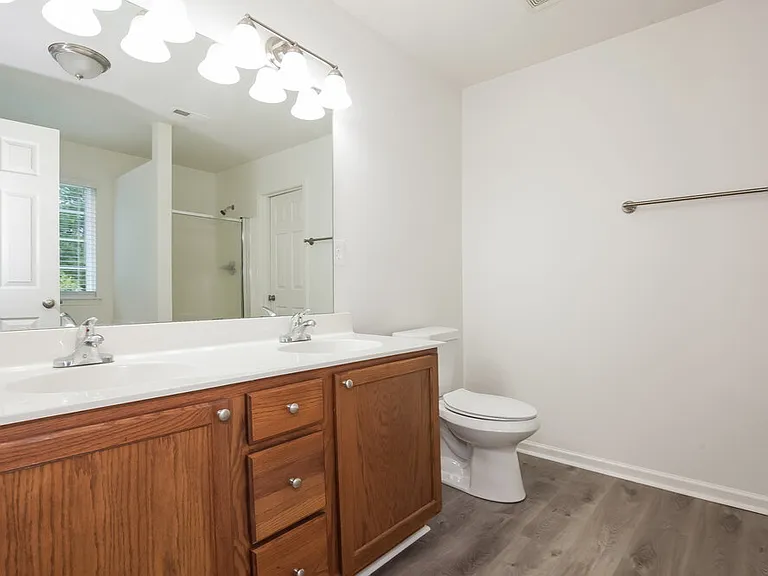 1119 Homestead Glen Blvd — Photo 11
