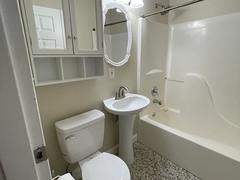 385 W Ethelene St — Photo 4