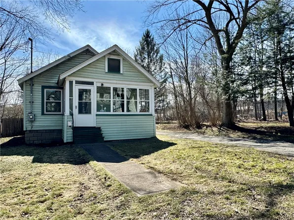 1 Vanwoert St, Oneonta, NY 13820