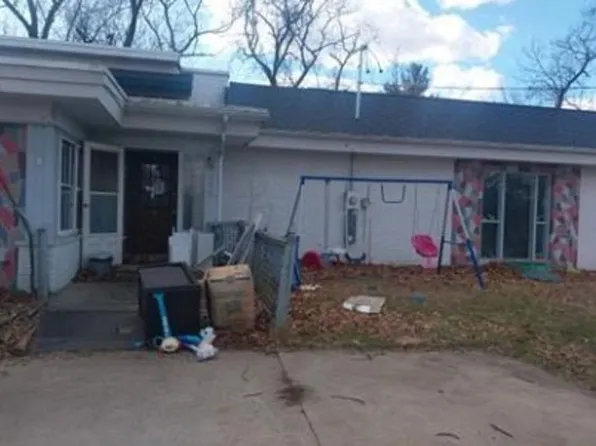 9200 Wolf Lake Rd, Brooklyn, MI 49230