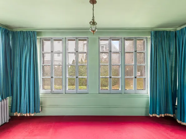 1917 Ditmas Avenue image 7 of 12