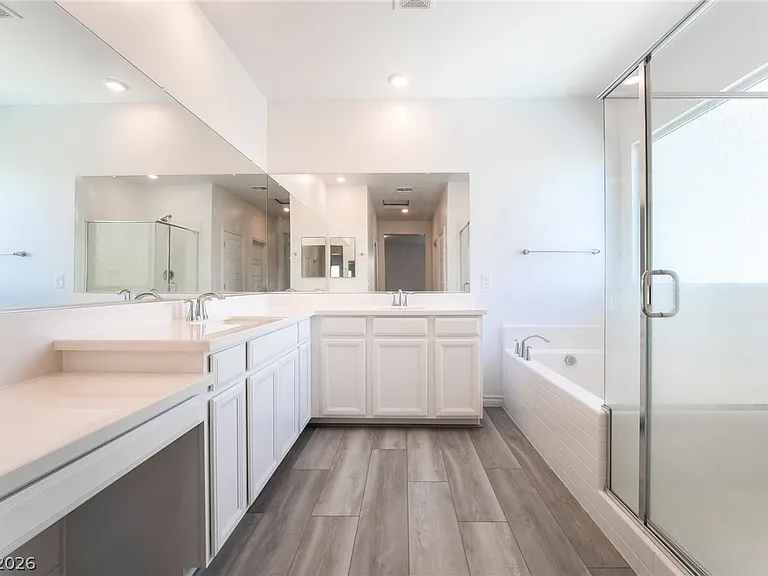 3952 Henny Ave — Photo 36
