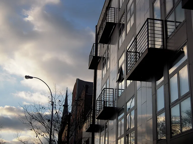 225 Maujer St #PHB — Photo 17