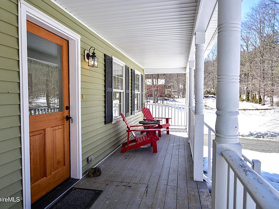 4th image of 7 Silverbrook Rd