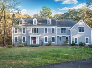 15 Harrison Ct, Ridgefield, CT 06877