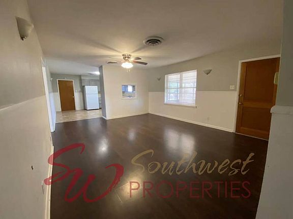 2nd image of 1251 N Wildwood Dr