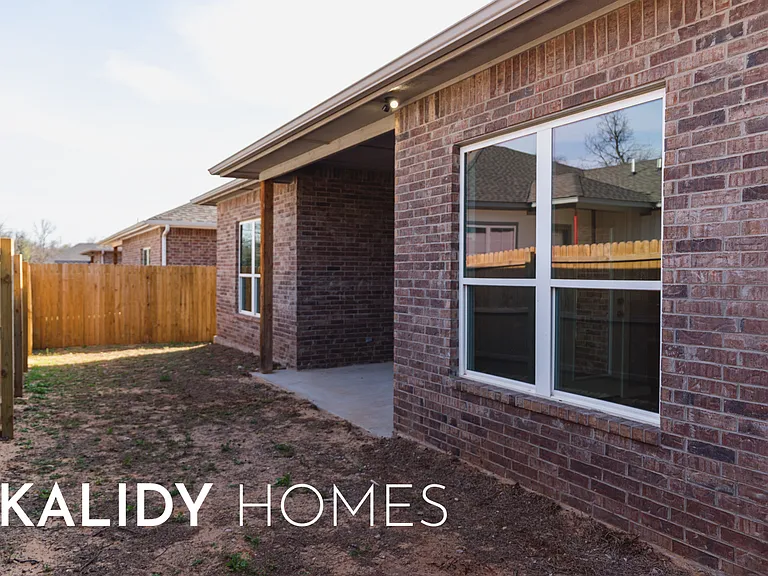 504 Remington Ave — Photo 56