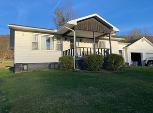 15 Ely Rd, Ridgway, PA 15853