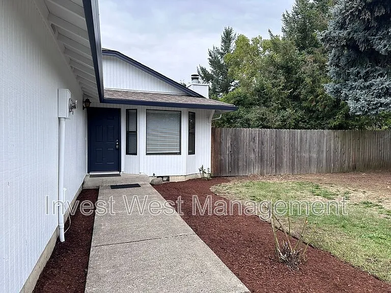 1904 SE Blairmont Dr — Photo 4