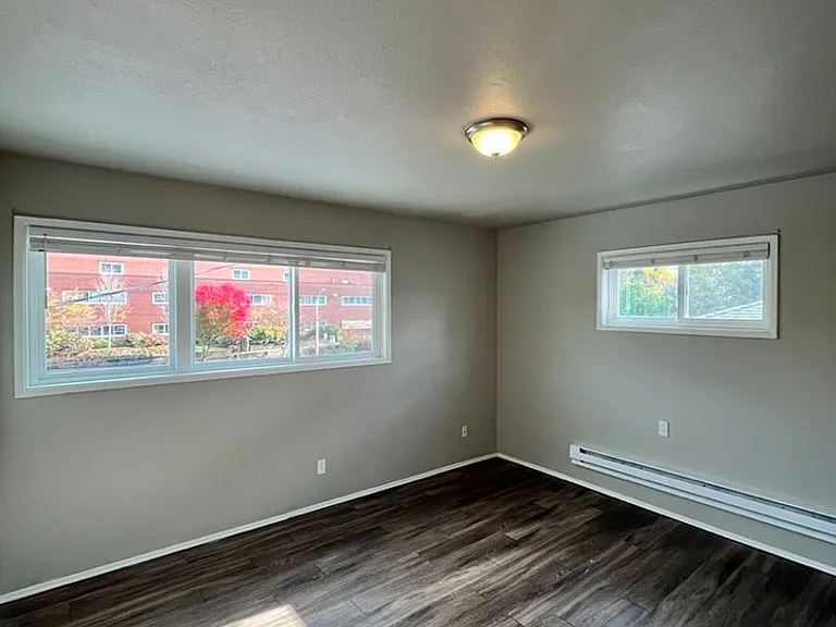 The Rivercrest Apartments by Star Metro — Photo 32