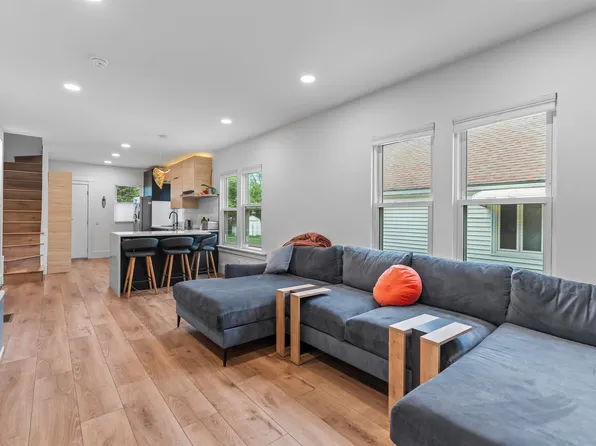 2526 E Mifflin St, Madison, WI 53704