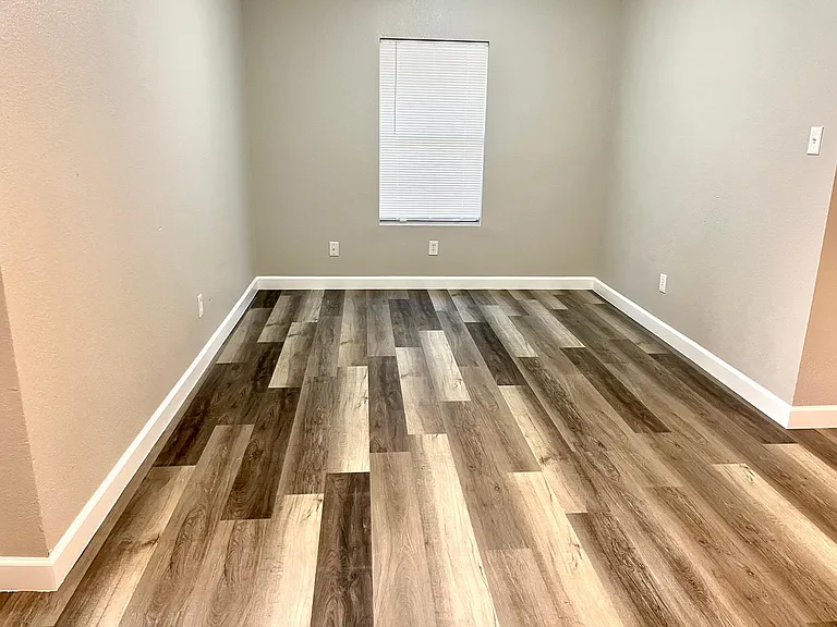 829 Santa Rosa Dr — Photo 12