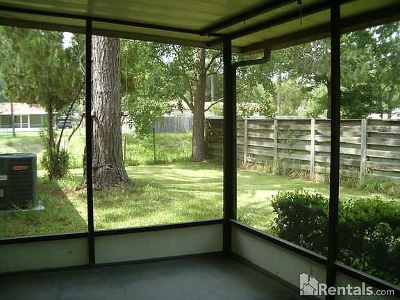4th image of 5631 NW 29th St