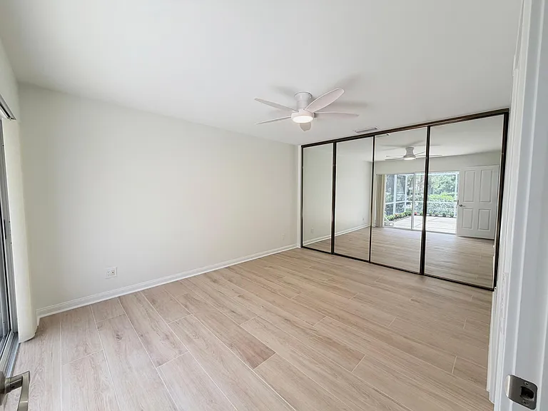 6104 Red Oak Ct — Photo 23