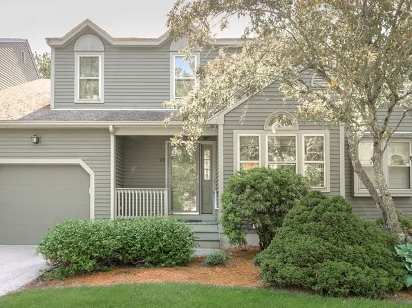 19 Spruce Pond Rd #19, Franklin, MA 02038