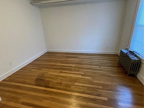 3rd image of 97 Murray Ave #1