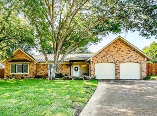 6104 Rayburn Ct, Fort Worth, TX 76133