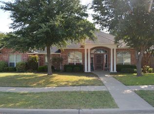2912 Tenison Dr, Ennis, TX 75119