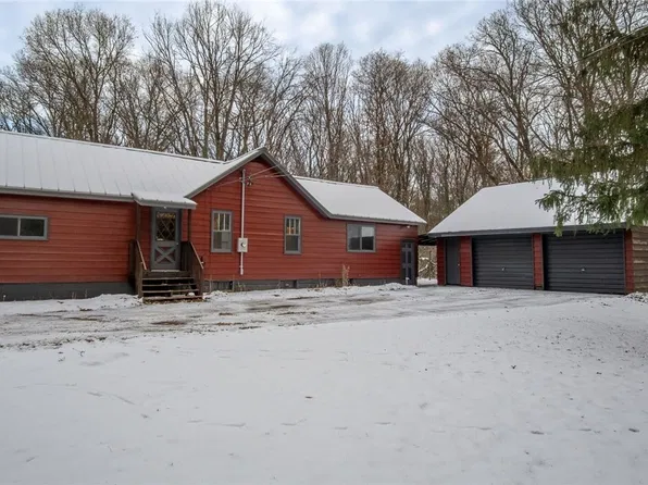 3828 North Shore Drive, Eau Claire, WI 54703