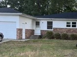 2262 Lincoln Park Dr, Muskegon, MI 49441