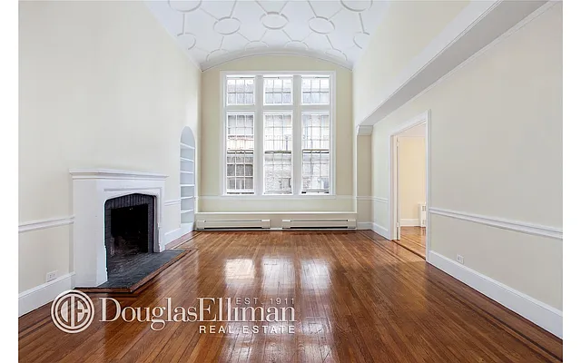 Sold by Douglas Elliman | media 33
