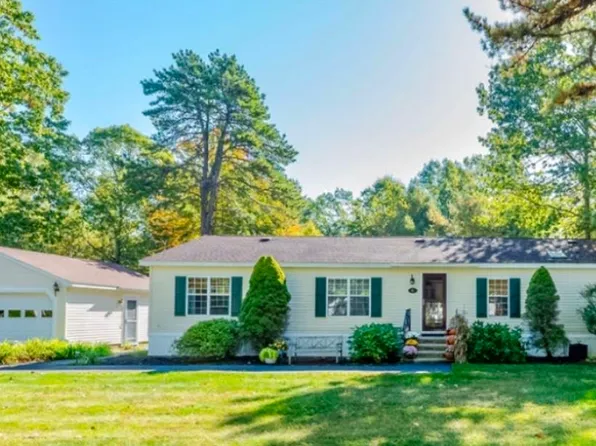 41 Marsh Brook Crossing, Sanford, ME 04073