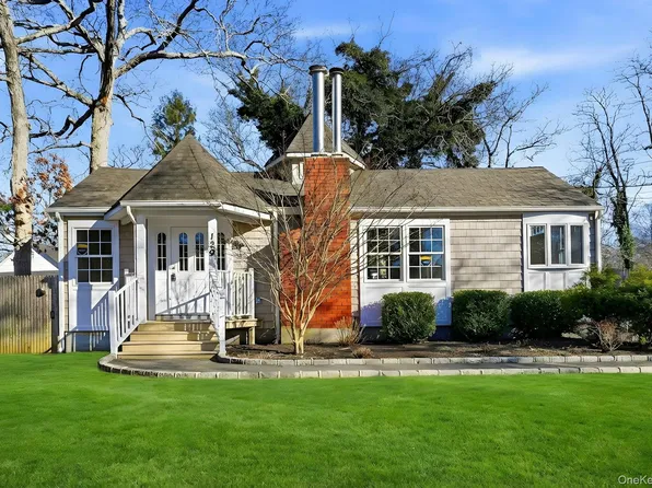 129 Lakeview Drive, Mastic Beach, NY 11951