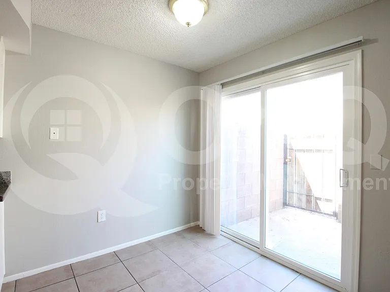 860 E Brown Rd #32 — Photo 6