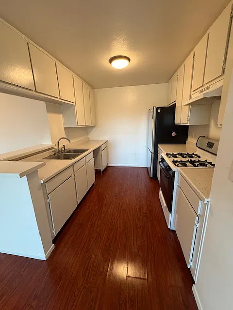 14130 Sherman Way #207