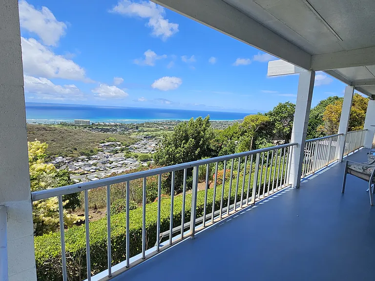 1827 Halekoa Dr #B — Photo 8