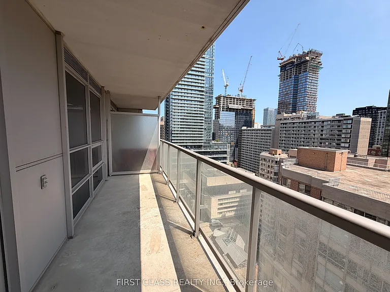 761 Bay St #2107 — Photo 6