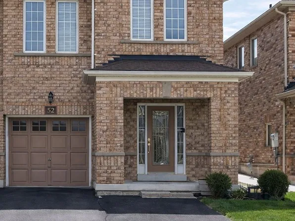 52 Hollingsworth Cir, Brampton, ON L7A 0J7