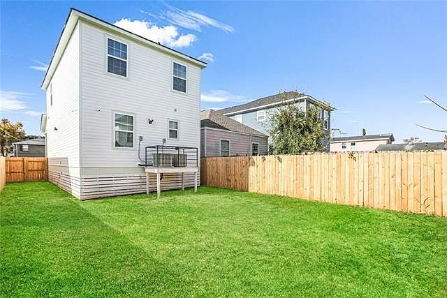 2nd image of 3611 4th St