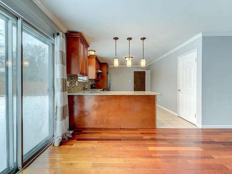 15481 Duxbury Way — Photo 22