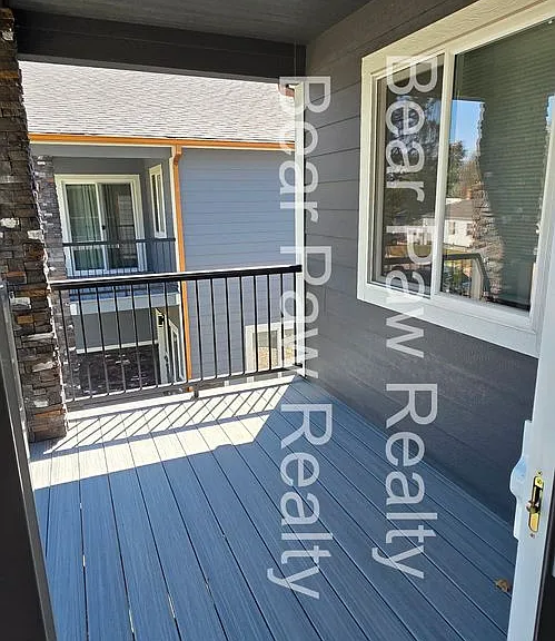 2912 Cribbon Ave — Photo 12