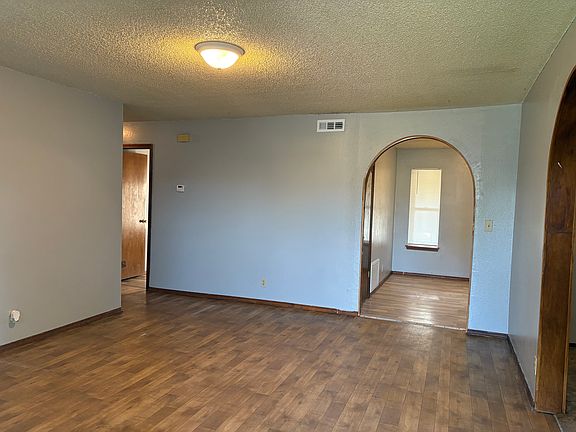 5th image of 1500 Hardwood Grv