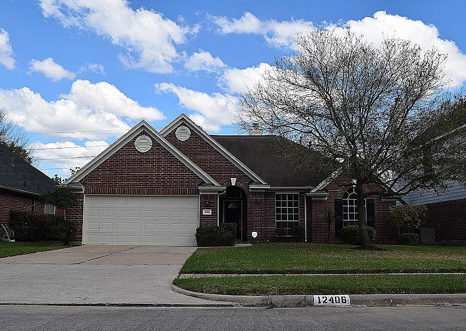 1st image of 12406 Wright Oaks Dr