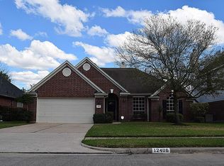 12406 Wright Oaks Dr, Houston, TX 77014