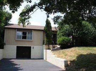 1880 Whitebriar Rd, Southampton, PA 18966