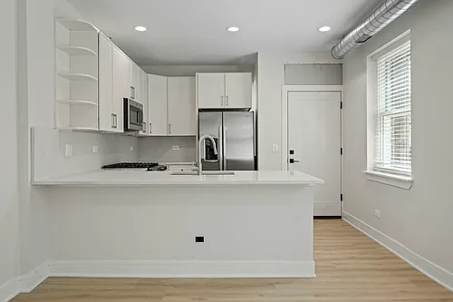 436 S Maple Ave #202 Photo 1