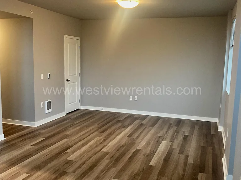 203 E Laurel St — Photo 230