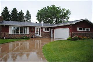 1st image of 76 S Woodcrest Dr N
