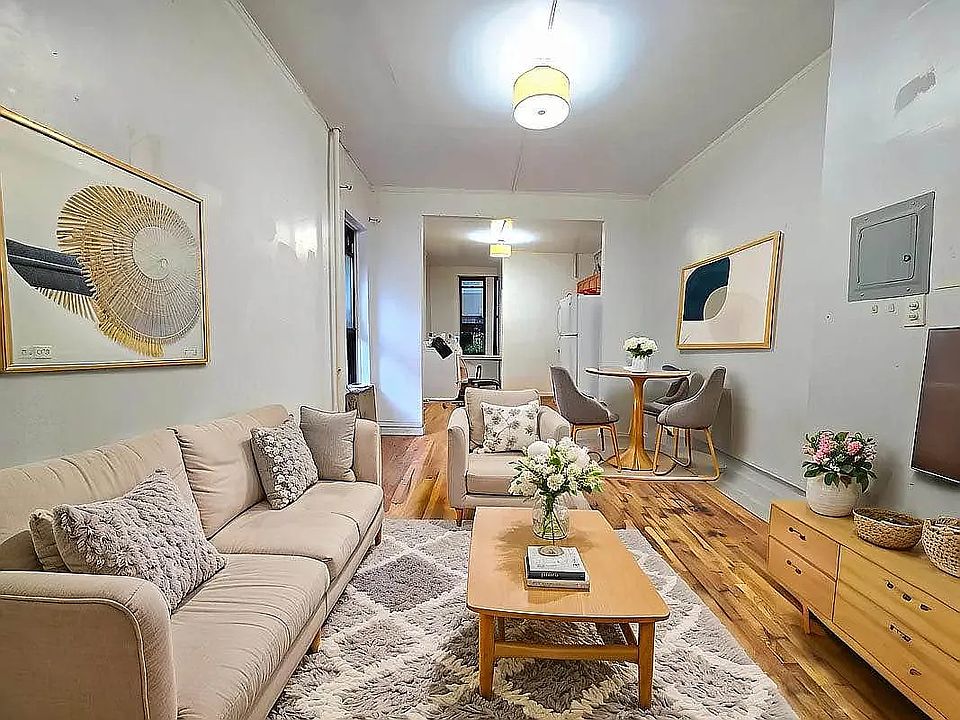 1st image of 1356 Willoughby Ave APT 2L