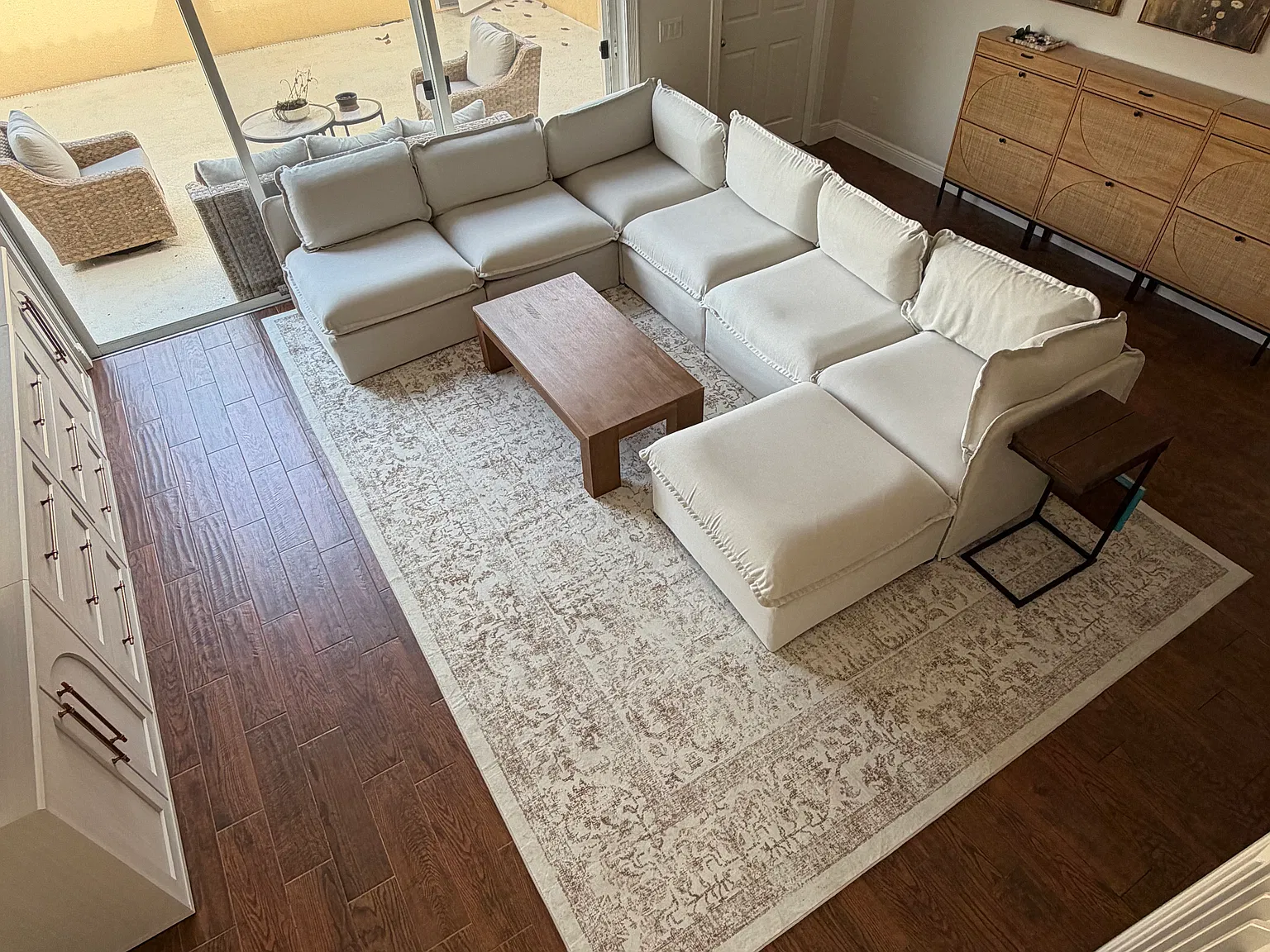 3 bed, 1830 sqft, $4,100 — Photo 2