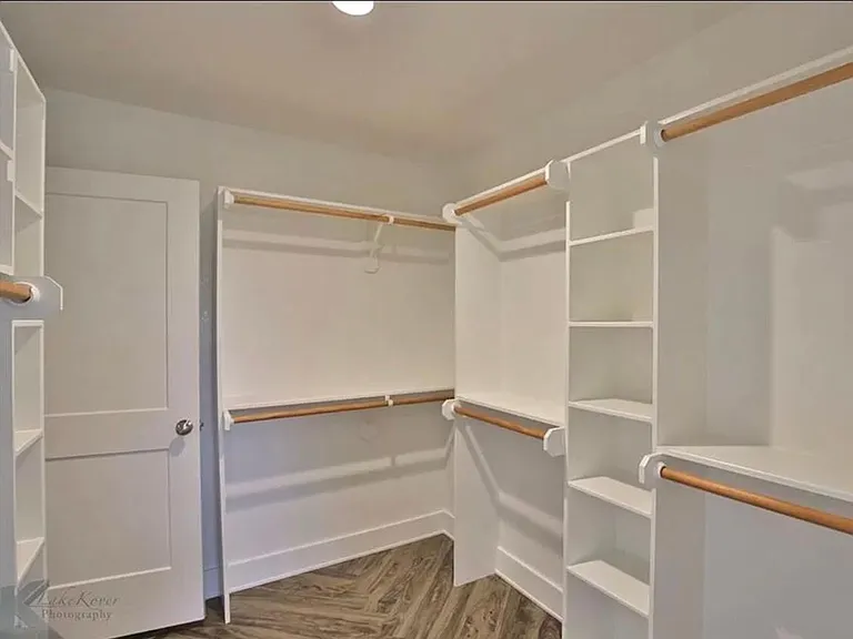 6310 Stadium Dr — Photo 11
