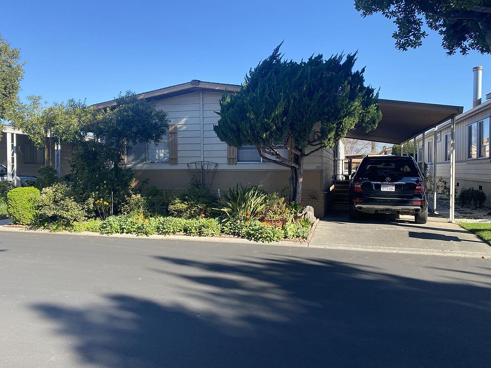 1st image of 3126 Oakbridge Dr #3126