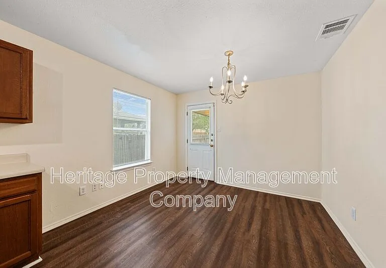 6402 Candleview Ct — Photo 14