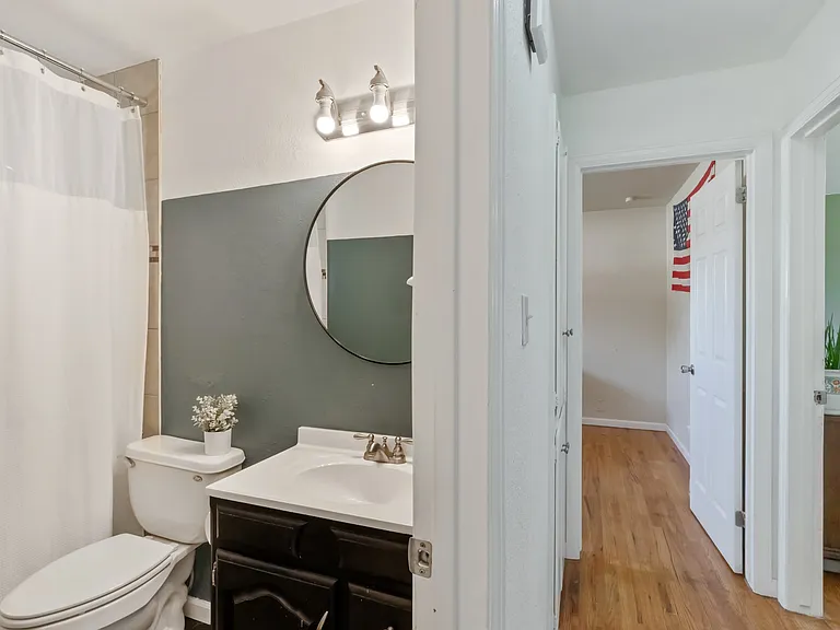 141 Sherri Dr — Photo 28