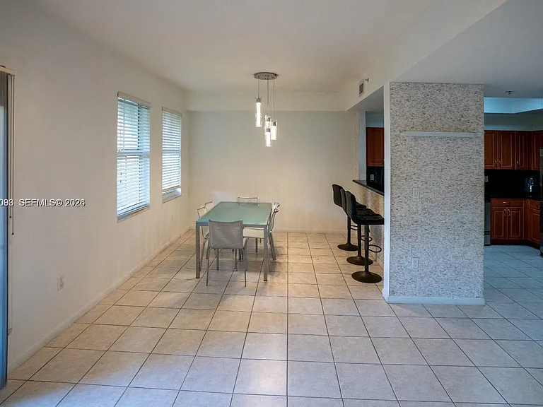 11403 NW 89th St #110 — Photo 5