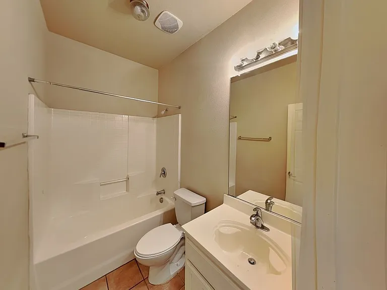 5800 Pearl Oyster Ln — Photo 16